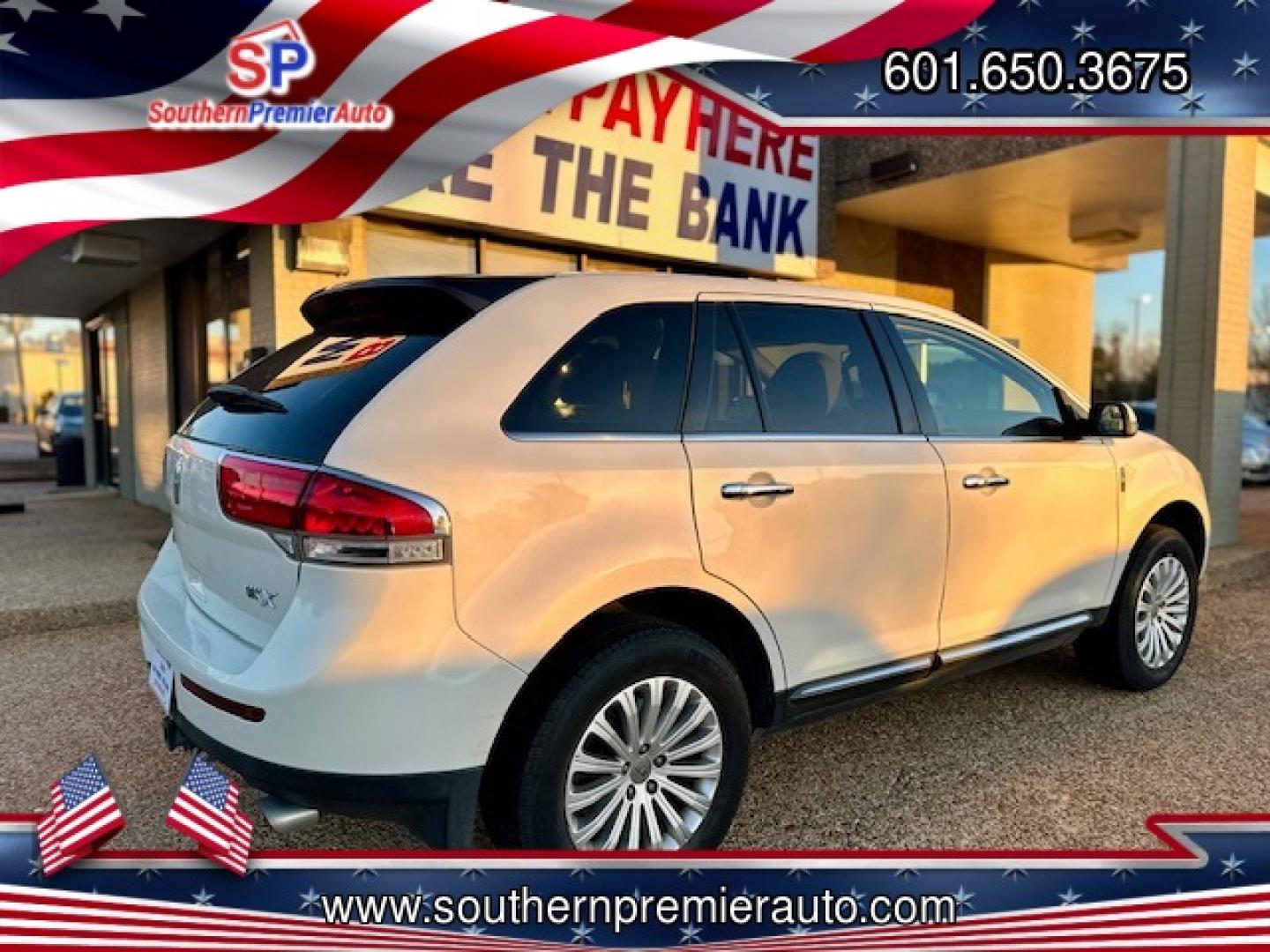 2013 WHITE LINCOLN MKX BASE (2LMDJ6JK0DB) , located at 922 W. Beacon St., Philadelphia, MS, 39350, (601) 650-3675, 32.770447, -89.127151 - Photo#5